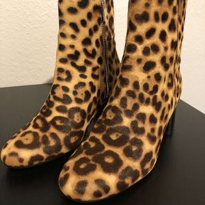 Taryn Rose Cheetah Print booty heels
